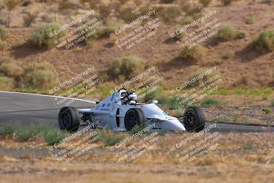 media/Jun-01-2025-CalClub SCCA (Sun) [[eae223c5dd]]/Group 3/Qualifying/